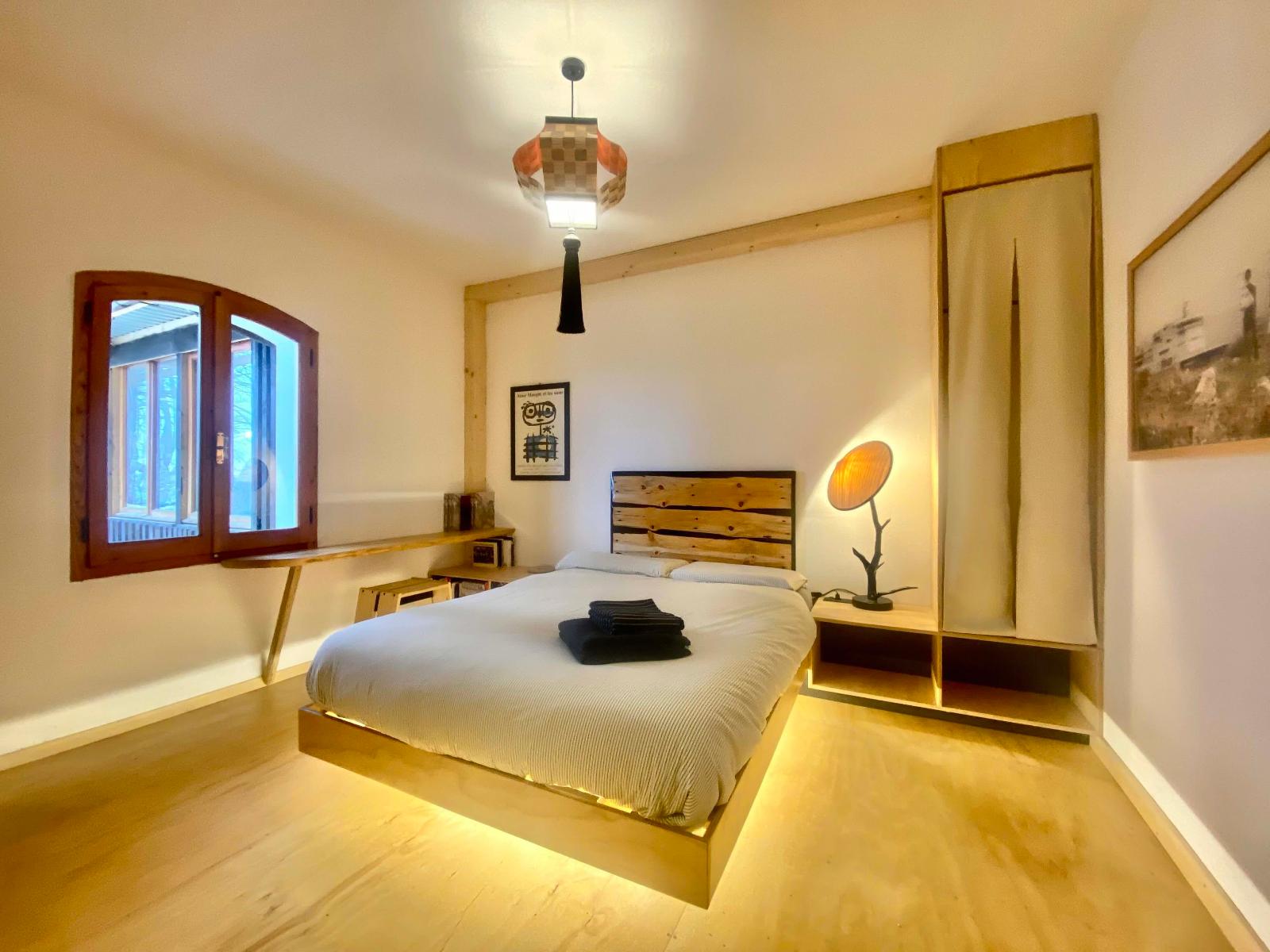 Shangri-la travellers' hostel