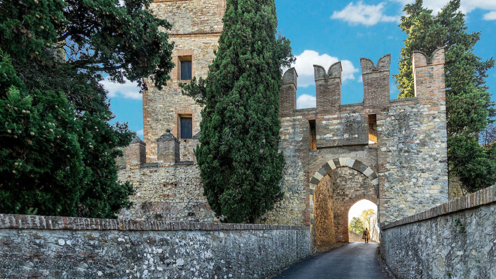 Castello di Serravalle ingresso del castello